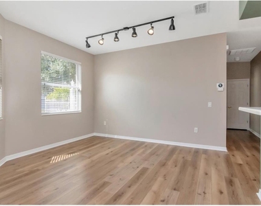 21433 Diamonte Drive - Photo Thumbnail 5