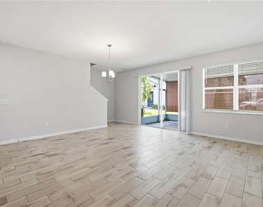 10907 Quickwater Court - Photo Thumbnail 7