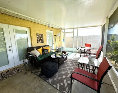 421 Virginia Avenue - Photo Thumbnail 29