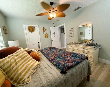 421 Virginia Avenue - Photo Thumbnail 18