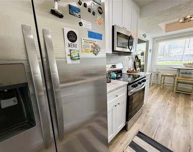 421 Virginia Avenue - Photo Thumbnail 11