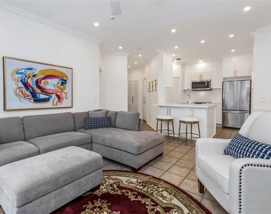 2199 Chianti Place - Photo Thumbnail 15