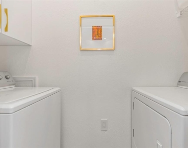 2199 Chianti Place - Photo Thumbnail 29