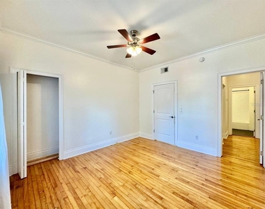 2117 W Dekle Avenue - Photo Thumbnail 13