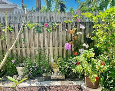 506 71st Avenue - Photo Thumbnail 7