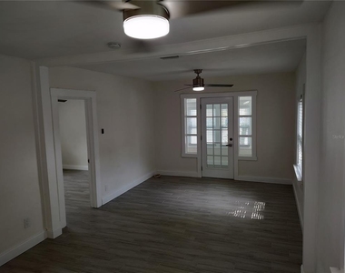 301 Mystic Lake Drive N - Photo Thumbnail 6