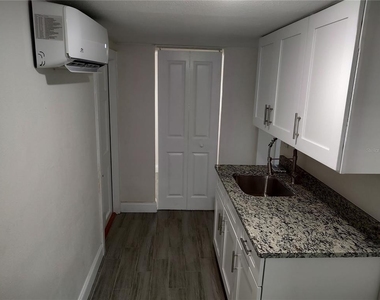 301 Mystic Lake Drive N - Photo Thumbnail 14