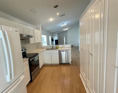 5033 Prairie View Way - Photo Thumbnail 5