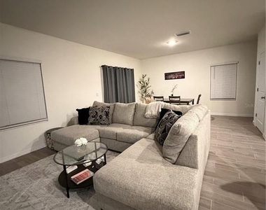 5124 Sw 48th Lane - Photo Thumbnail 4