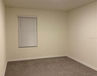 5124 Sw 48th Lane - Photo Thumbnail 12
