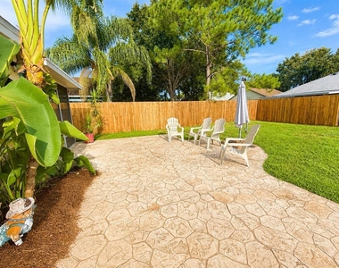 7620 Wiltshire Park Place - Photo Thumbnail 20