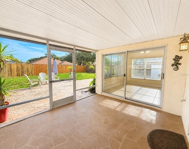 7620 Wiltshire Park Place - Photo Thumbnail 19