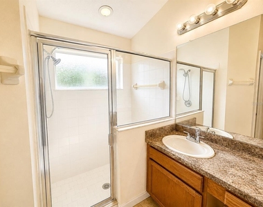 7620 Wiltshire Park Place - Photo Thumbnail 16