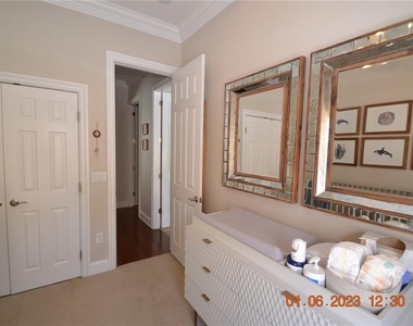 2405 Victoria Gardens Lane - Photo Thumbnail 33