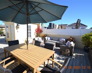 2405 Victoria Gardens Lane - Photo Thumbnail 49