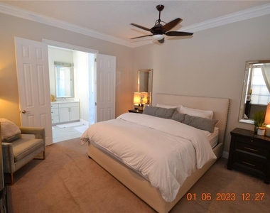 2405 Victoria Gardens Lane - Photo Thumbnail 20