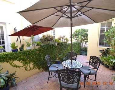 2405 Victoria Gardens Lane - Photo Thumbnail 43