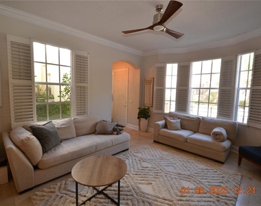 2405 Victoria Gardens Lane - Photo Thumbnail 4
