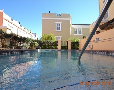 2405 Victoria Gardens Lane - Photo Thumbnail 40