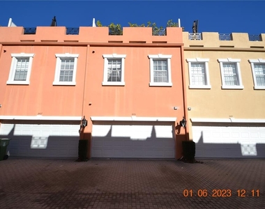 2405 Victoria Gardens Lane - Photo Thumbnail 58