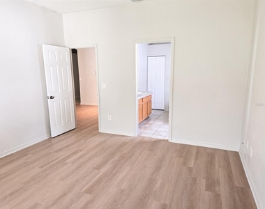 1186 Emerald Hill Way - Photo Thumbnail 11