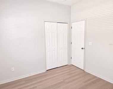 1186 Emerald Hill Way - Photo Thumbnail 8