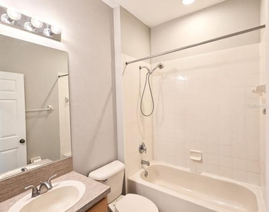 1186 Emerald Hill Way - Photo Thumbnail 7