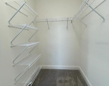 3032 Crispin Circle - Photo Thumbnail 6