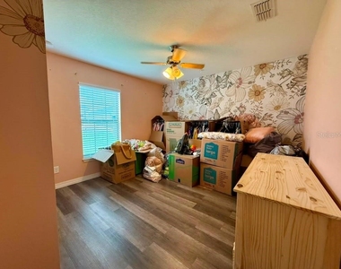 1609 Steely Drive - Photo Thumbnail 5