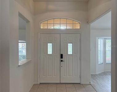 314 Erie Drive - Photo Thumbnail 2