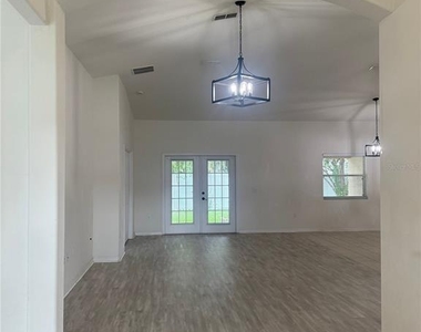 314 Erie Drive - Photo Thumbnail 1