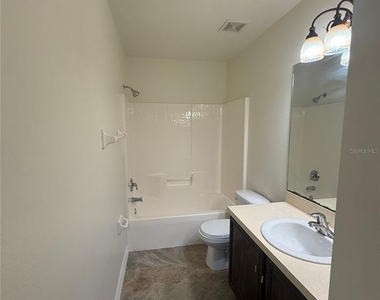 401 Mallard Way - Photo Thumbnail 25