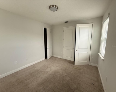 13324 Bergstrom Avenue - Photo Thumbnail 14