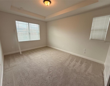13324 Bergstrom Avenue - Photo Thumbnail 13