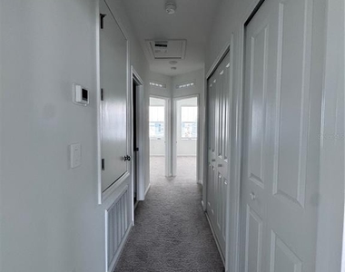 6085 Zen Way - Photo Thumbnail 18