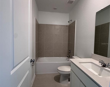 6085 Zen Way - Photo Thumbnail 9