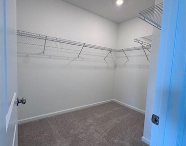 6085 Zen Way - Photo Thumbnail 13