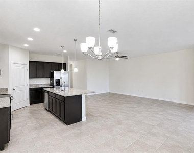 282 Drayton Avenue - Photo Thumbnail 7