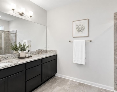 282 Drayton Avenue - Photo Thumbnail 19