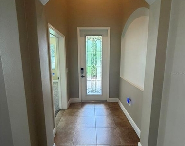 16212 Mead Street - Photo Thumbnail 6