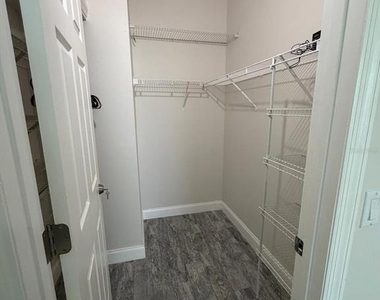 13121 Summerton Drive - Photo Thumbnail 17