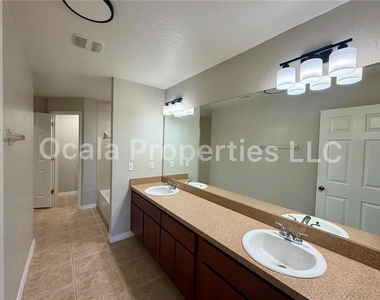 1 Olive Lane - Photo Thumbnail 9