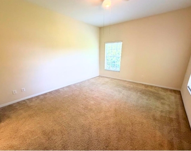106 Eagle Pond Drive - Photo Thumbnail 11