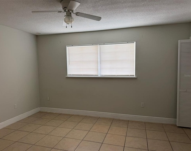 5317 Curry Ford Road - Photo Thumbnail 7