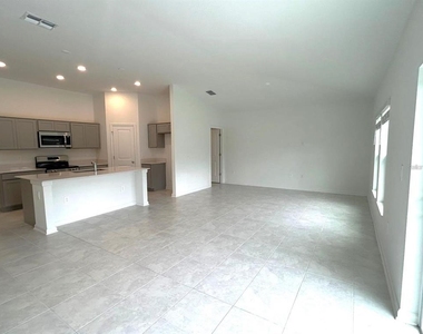 360 Kayden Cove - Photo Thumbnail 1
