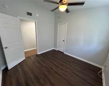 1720 Miller Avenue - Photo Thumbnail 14