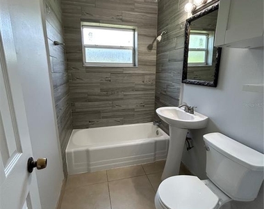 1720 Miller Avenue - Photo Thumbnail 16