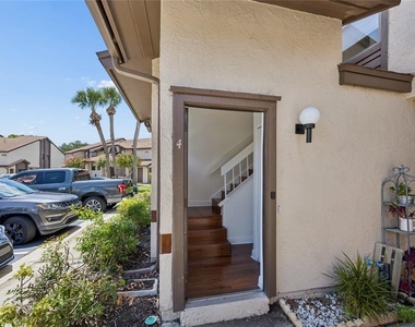 3118 S Semoran Boulevard - Photo Thumbnail 3