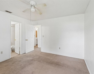 386 Cocoa Court - Photo Thumbnail 19