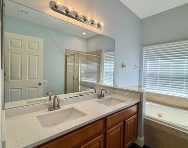 9975 Indigo Bay Circle - Photo Thumbnail 18